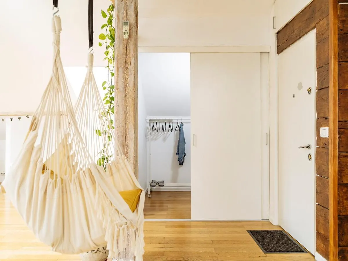 アパート ブカレストArtistic Loft In The Old Townアパートメント